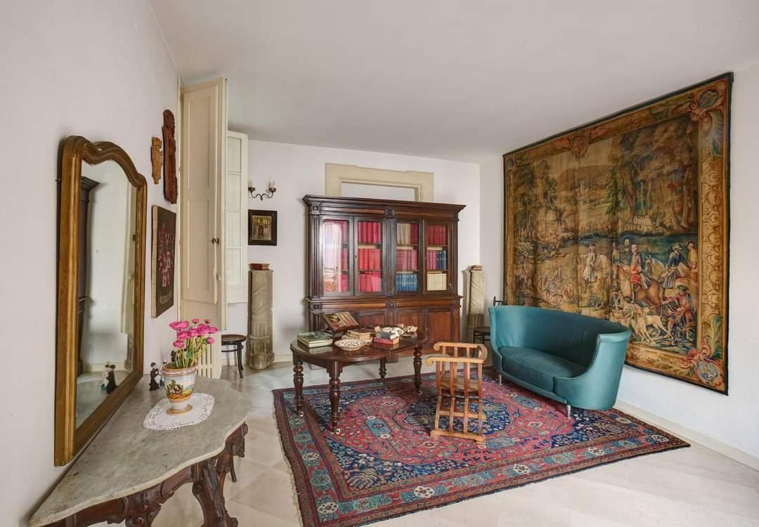 Massa House Bed & Breakfast Lecce Bagian luar foto